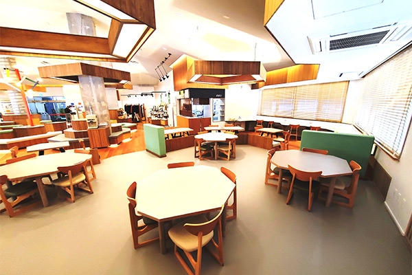 レストラン(カフェスペース)